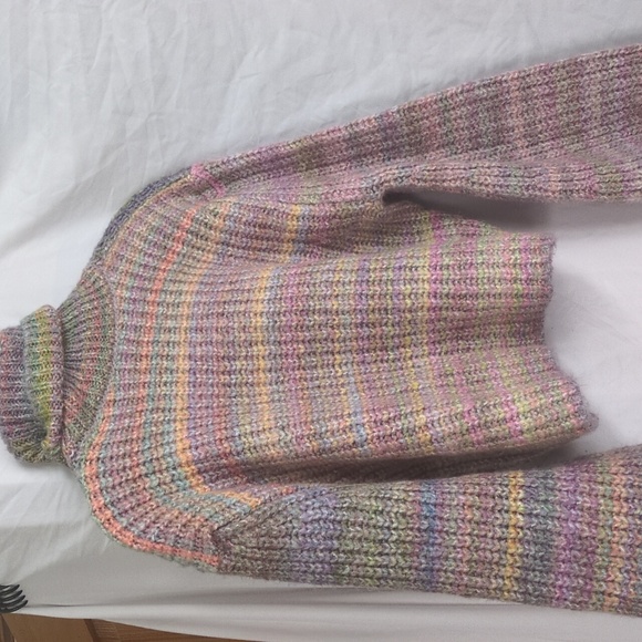 Topshop Pastel Knit Turtleneck Sweater - Picture 10 of 11